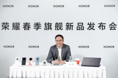 荣耀CEO赵明：不会做通用云端大模型，AI phone会比AI PC更懂用户